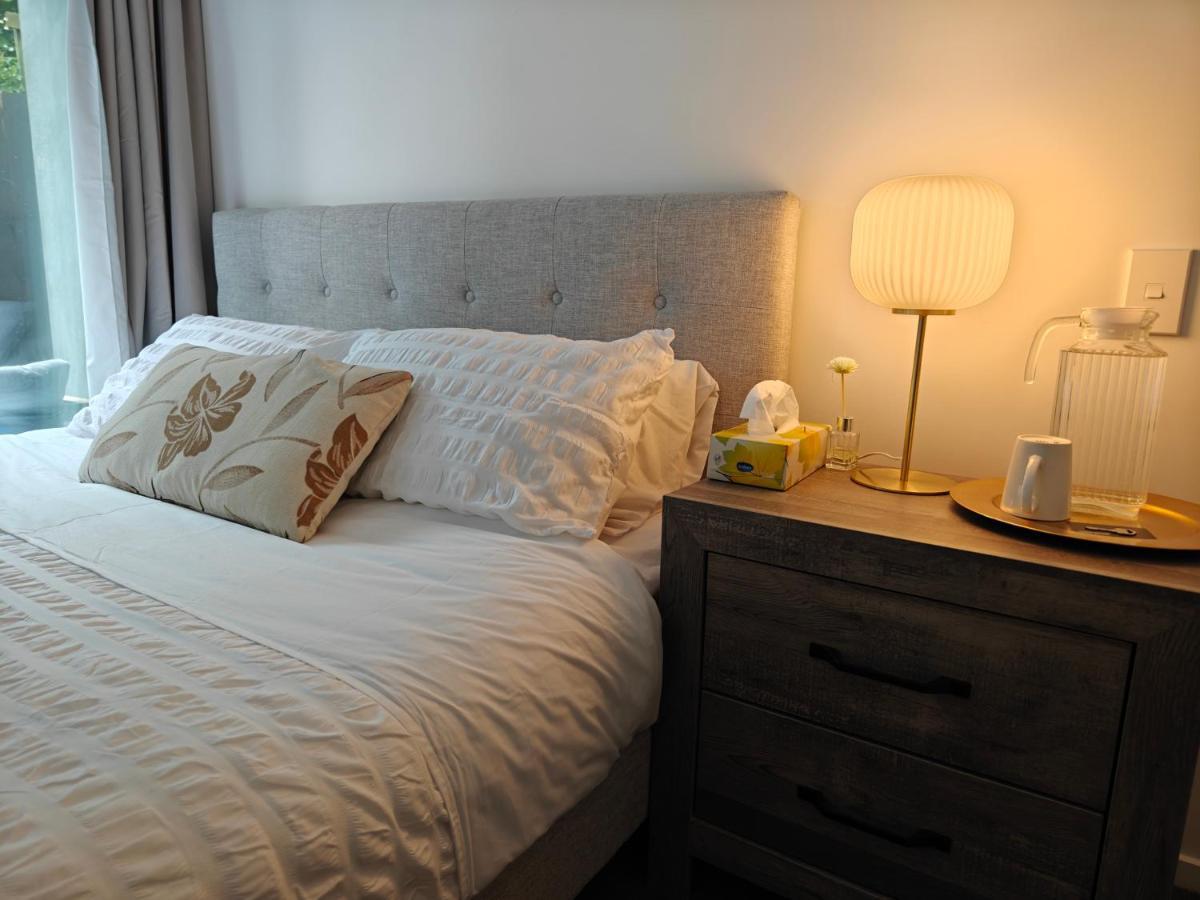 אוקלנד Private Room With Ensuite & Garden Epsom מראה חיצוני תמונה